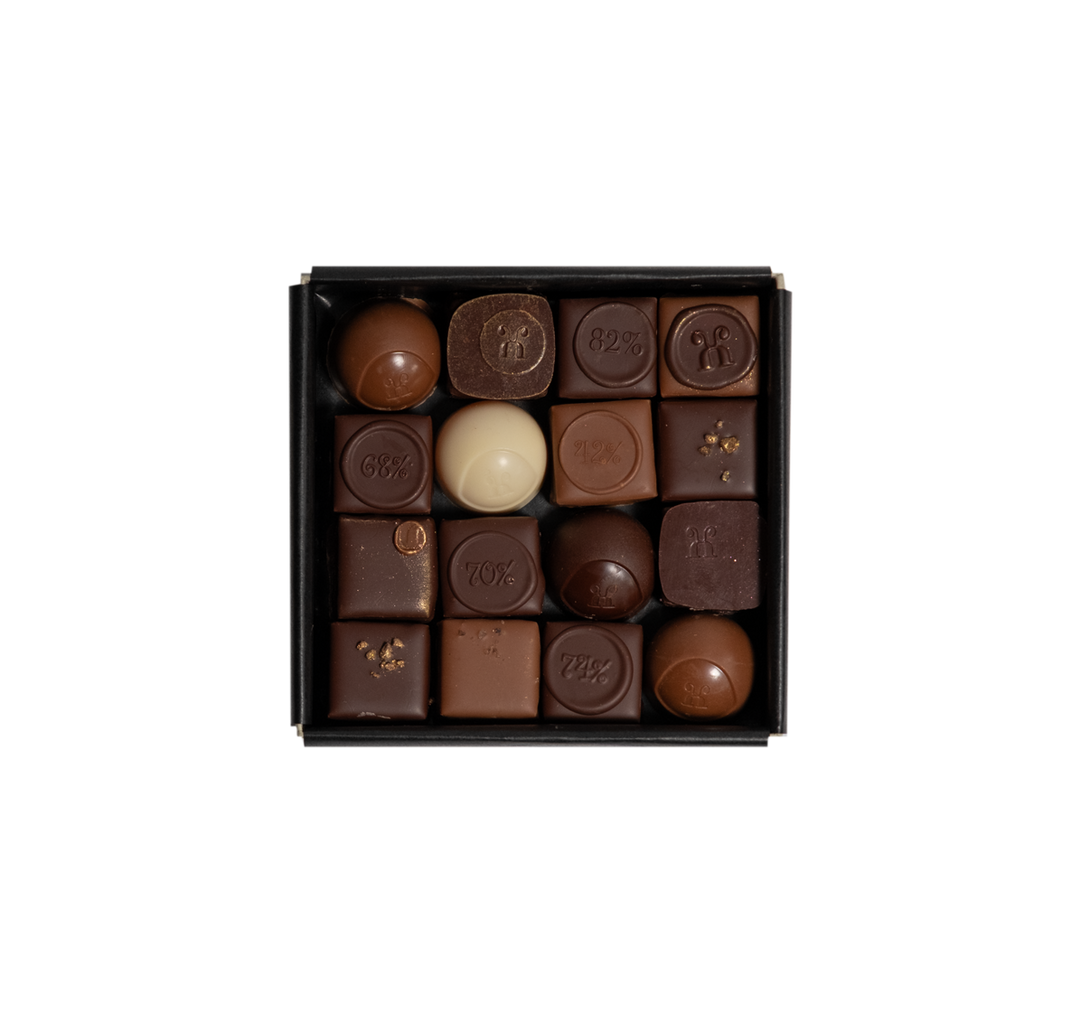 Box of 16 assorted autumn chocolates