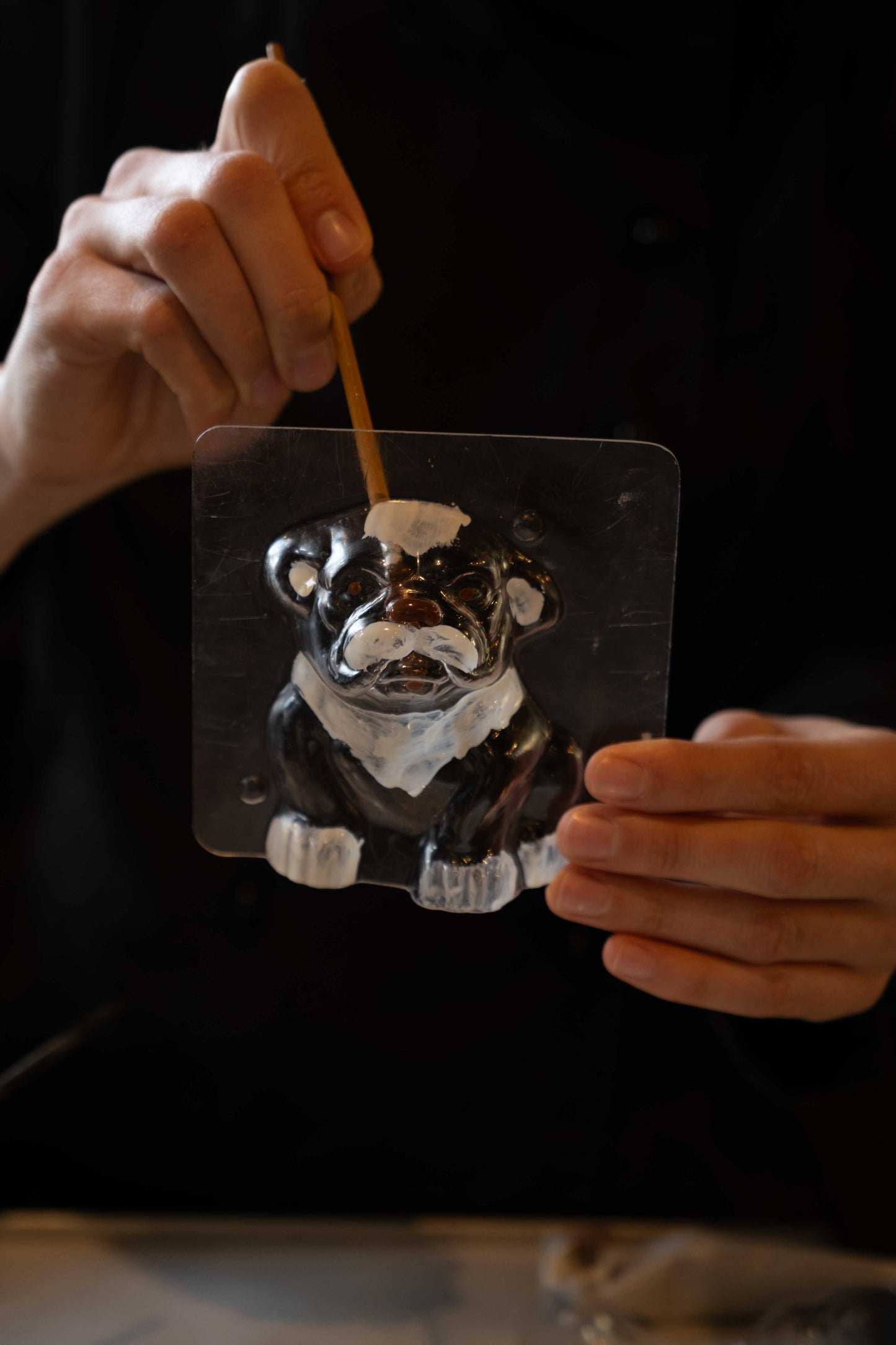 Mold painting workshop